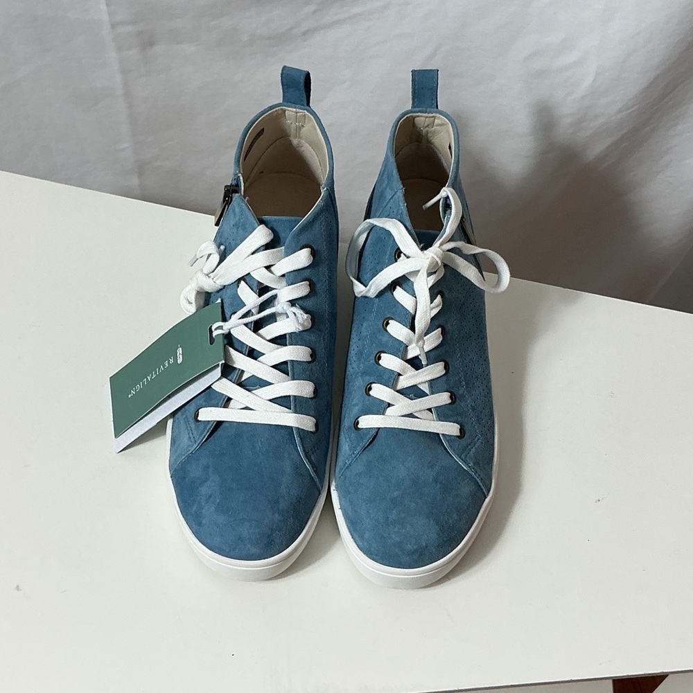 REVITALIGN Teal-Blue Suede Low-Top Sneakers with White Accents